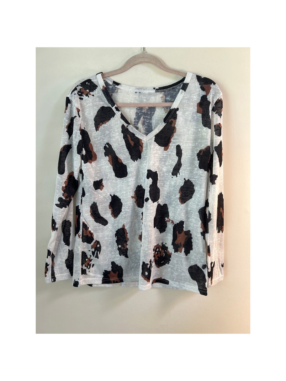 Women’s Small Leopard Print V Neck Long Sleeve Top Sheer Lightweight Animal
